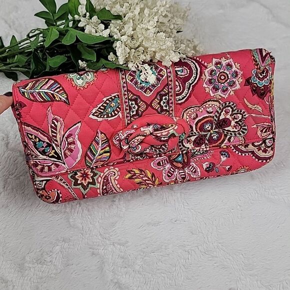 VERA BRADLEY Call Me Coral Knot Large Clutch - Picture 1 of 10